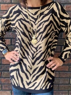 CAbi Dani Black Zebra  Print Sweater Boatneck Longsleeve Sz M 3884